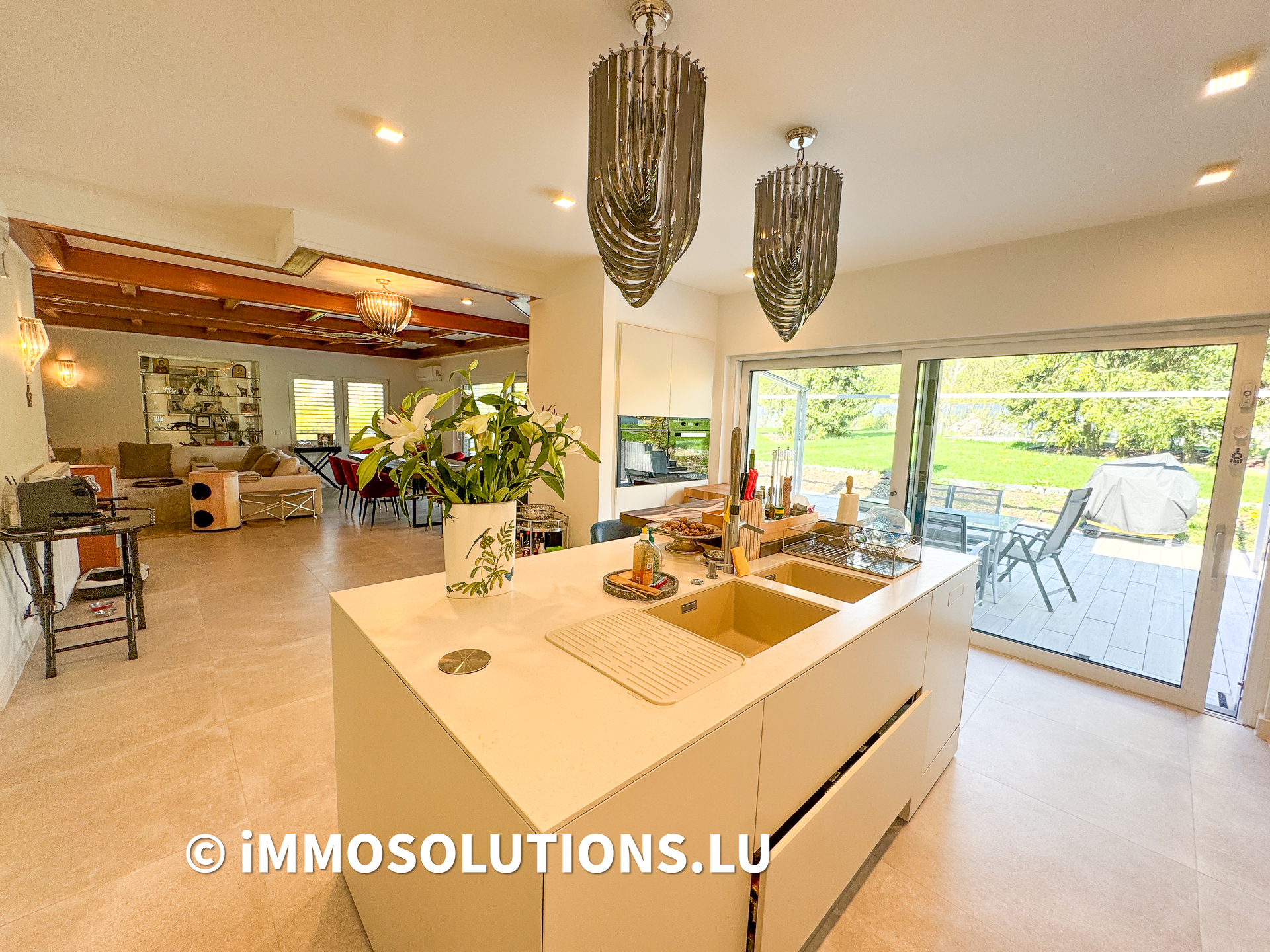 Maison — Hesperange · 636 m² - photo 12